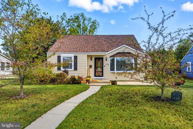 200 KNIGHT AVE, Runnemede, NJ 08078