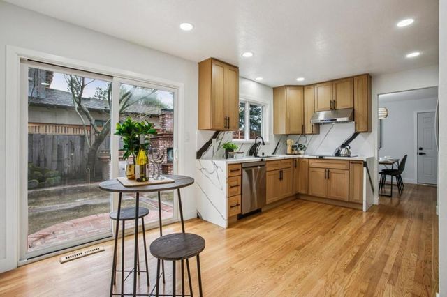 1500 E Campbell, Campbell, CA 95008