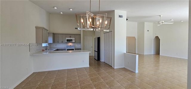420 SE 15TH TER, Cape Coral, FL 33990