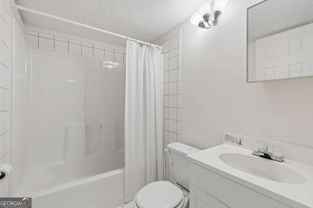 133 Four Oaks Drive, Powder Springs, GA 30127