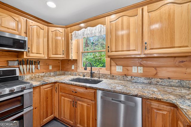 95 Scenic Way, Ellijay, GA 30540