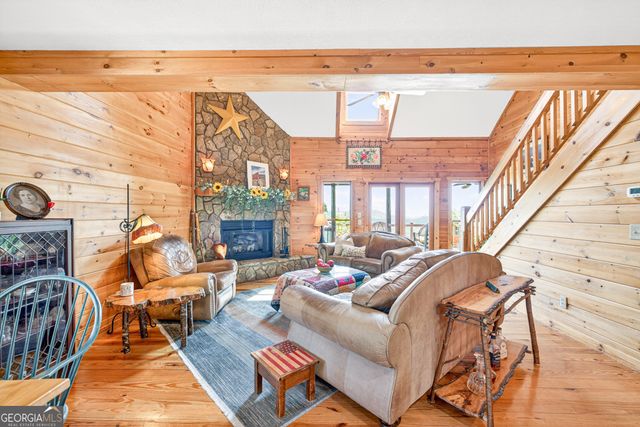 95 Scenic Way, Ellijay, GA 30540
