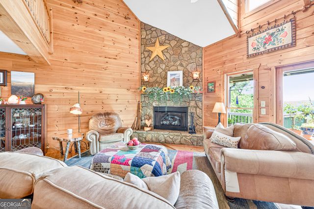 95 Scenic Way, Ellijay, GA 30540