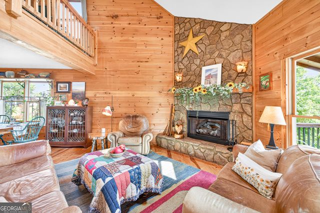 95 Scenic Way, Ellijay, GA 30540