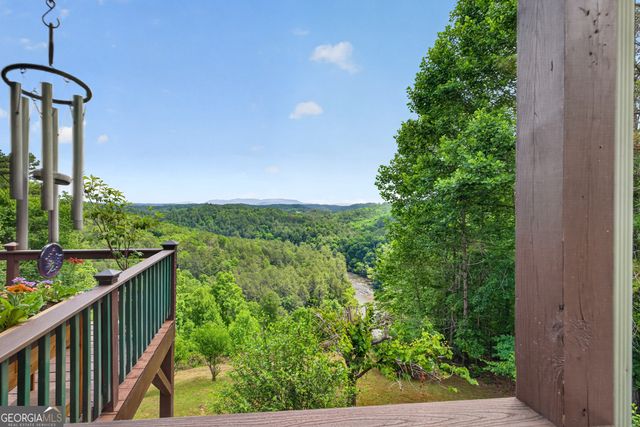 95 Scenic Way, Ellijay, GA 30540