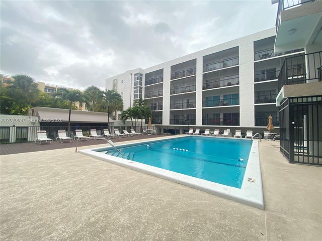 201 178th Dr 212, Sunny Isles Beach, FL 33160