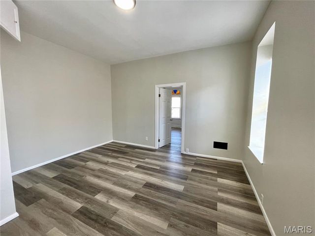 3943 Iowa Avenue, St Louis, MO 63118