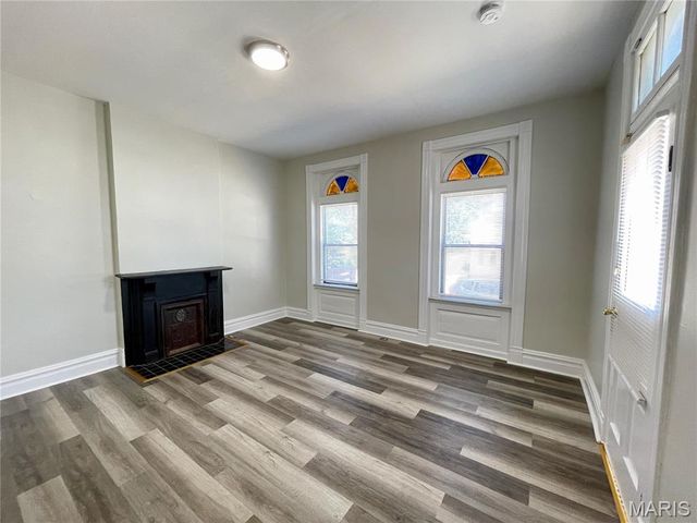 3943 Iowa Avenue, St Louis, MO 63118
