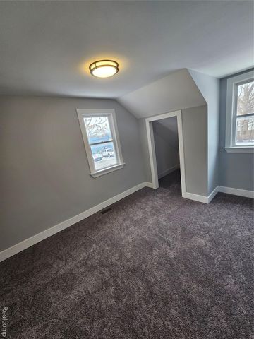 20737 NUMMER Street, Warren, MI 48089