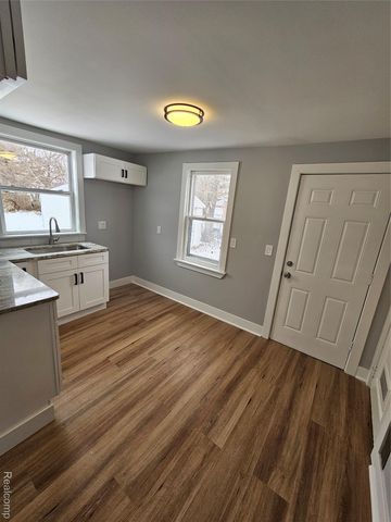 20737 NUMMER Street, Warren, MI 48089