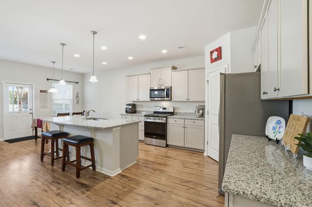 129 Ancestry Lane, Moncks Corner, SC 29461