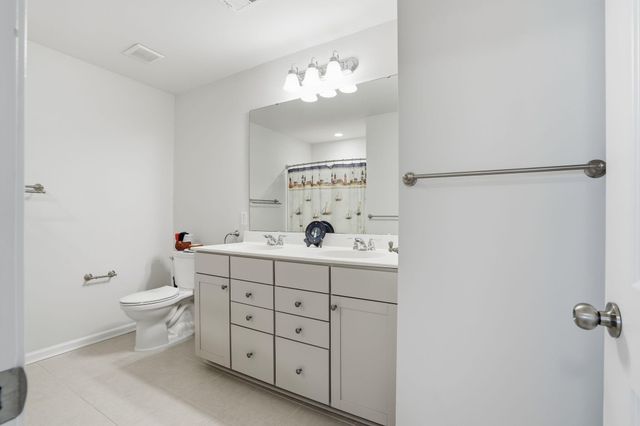 129 Ancestry Lane, Moncks Corner, SC 29461