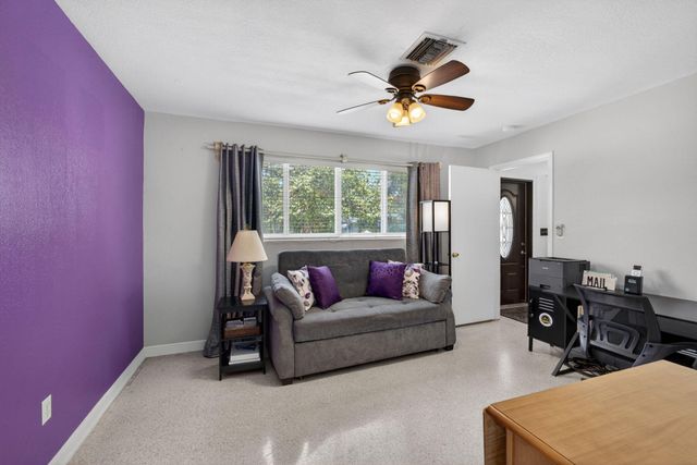 601 Evelyn Court, West Palm Beach, FL 33413