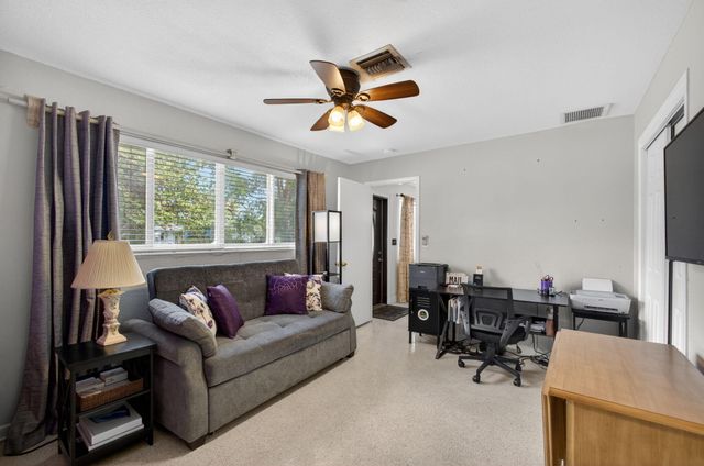 601 Evelyn Court, West Palm Beach, FL 33413