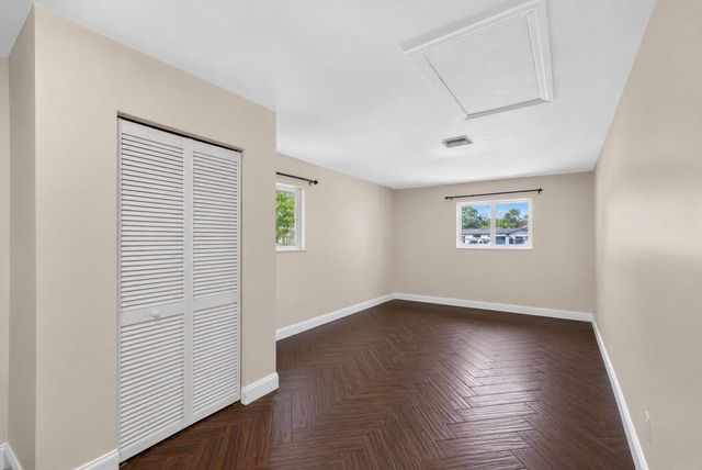 601 Evelyn Court, West Palm Beach, FL 33413