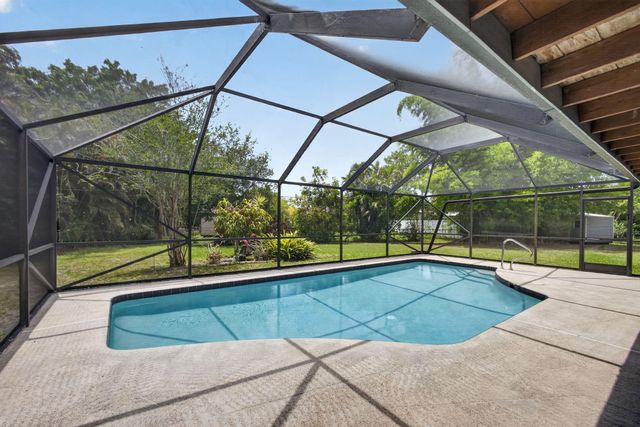 601 Evelyn Court, West Palm Beach, FL 33413