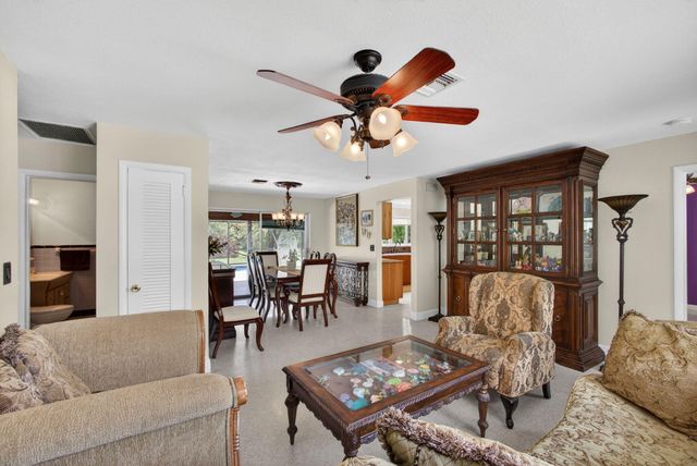 601 Evelyn Court, West Palm Beach, FL 33413