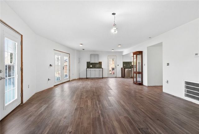 16557 Ivy Lane, Rogers, AR 72756