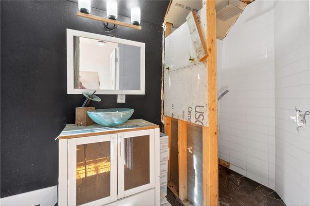 16557 Ivy Lane, Rogers, AR 72756