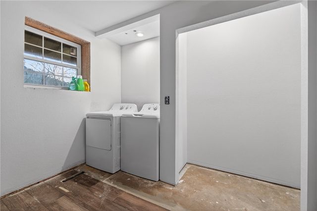 16557 Ivy Lane, Rogers, AR 72756