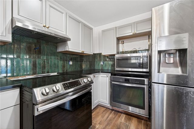 16557 Ivy Lane, Rogers, AR 72756