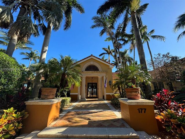 111 Yacht Club Way 107, Hypoluxo, FL 33462