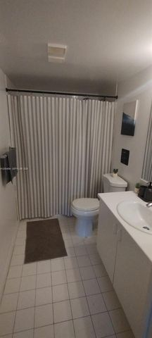 111 Yacht Club Way 107, Hypoluxo, FL 33462