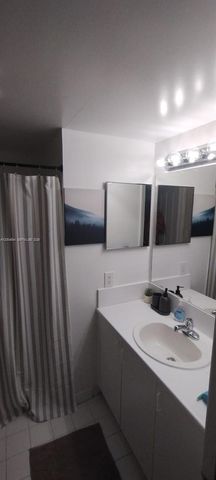 111 Yacht Club Way 107, Hypoluxo, FL 33462