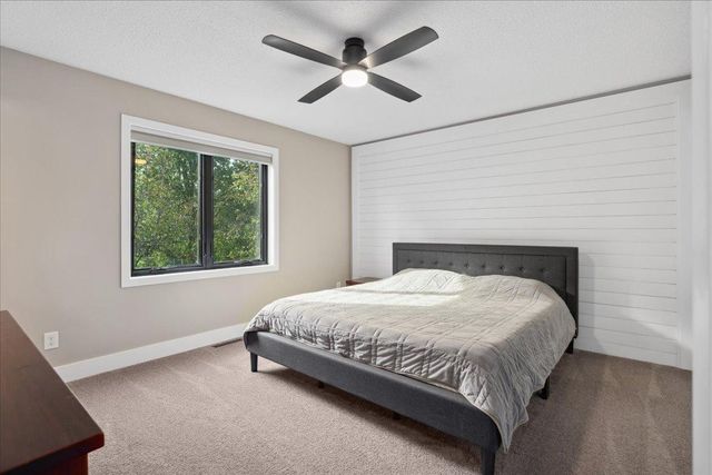 7269 Bancroft Way, Inver Grove Heights, MN 55077