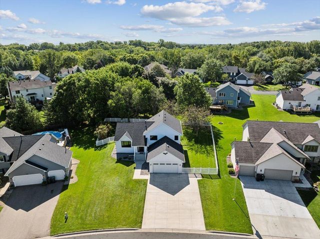 7269 Bancroft Way, Inver Grove Heights, MN 55077