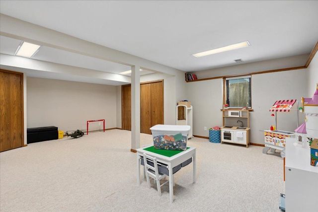 7269 Bancroft Way, Inver Grove Heights, MN 55077