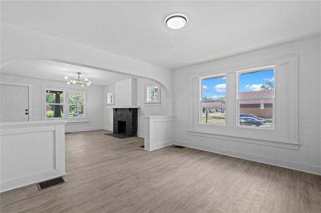 3925 Hoover Avenue, Dayton, OH 45402