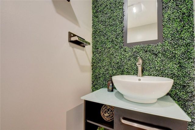 246 Avenue L, Delray Beach, FL 33483