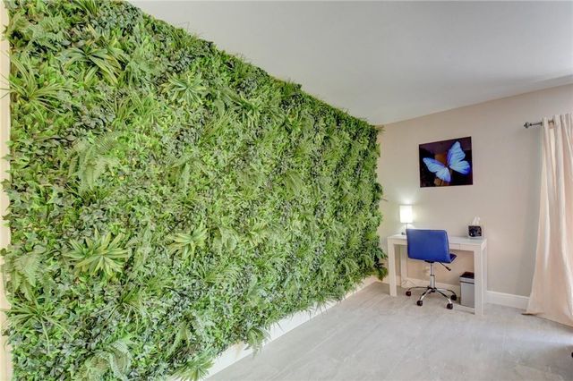 246 Avenue L, Delray Beach, FL 33483