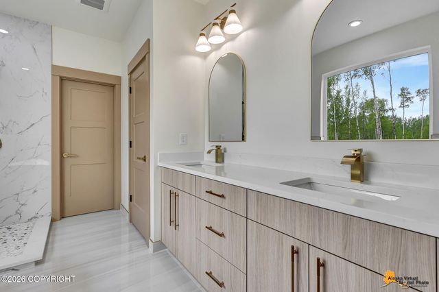 14342 W Peak Circle, Big Lake, AK 99623