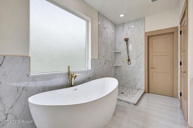 14342 W Peak Circle, Big Lake, AK 99623