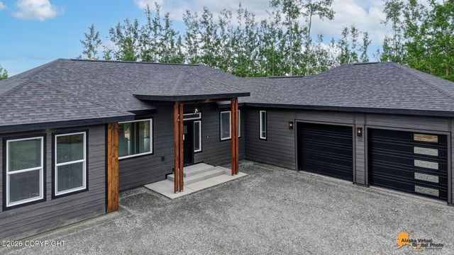 14342 W Peak Circle, Big Lake, AK 99623