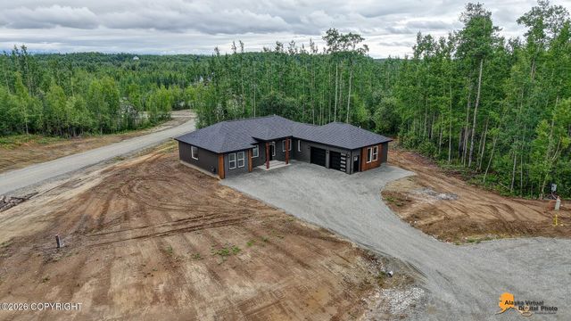 14342 W Peak Circle, Big Lake, AK 99623