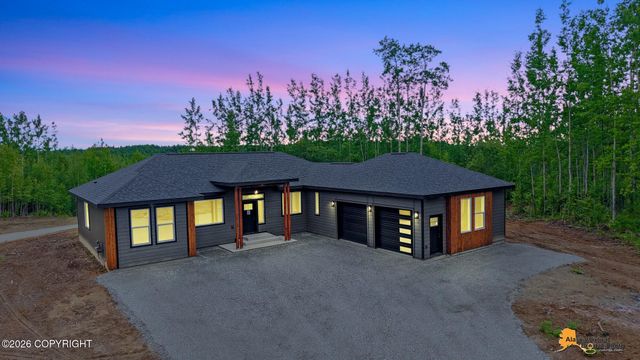 14342 W Peak Circle, Big Lake, AK 99623