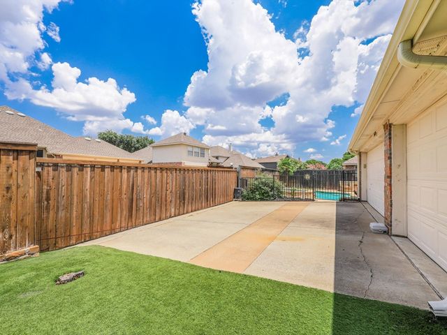 5600 White Pine Drive, Mckinney, TX 75070