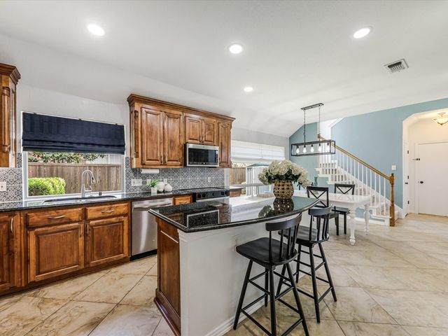 5600 White Pine Drive, Mckinney, TX 75070