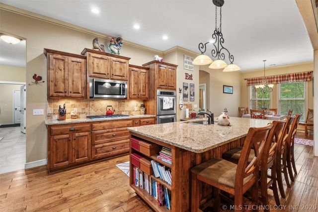 403105 W 2330 Drive, Bartlesville, OK 74006