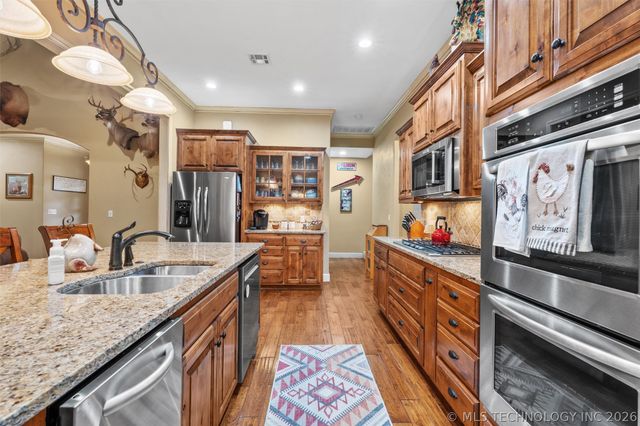 403105 W 2330 Drive, Bartlesville, OK 74006