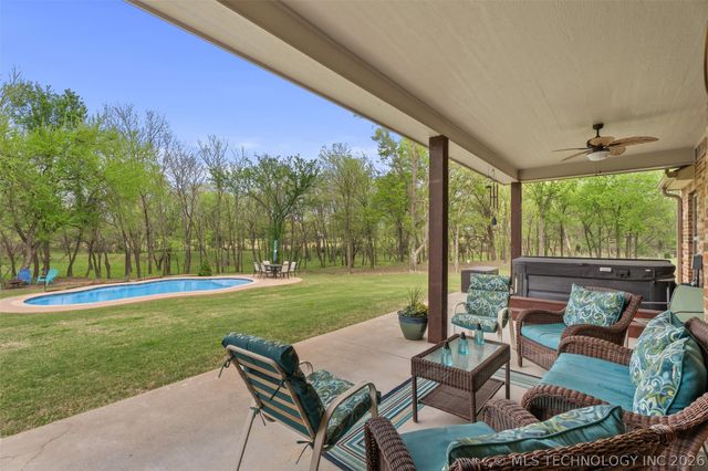 403105 W 2330 Drive, Bartlesville, OK 74006