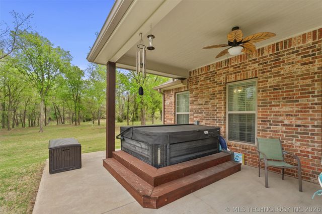 403105 W 2330 Drive, Bartlesville, OK 74006