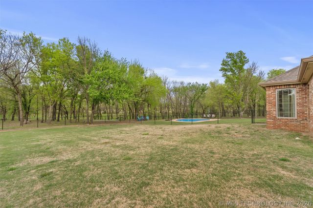 403105 W 2330 Drive, Bartlesville, OK 74006