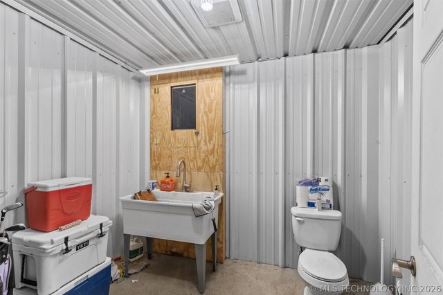 403105 W 2330 Drive, Bartlesville, OK 74006