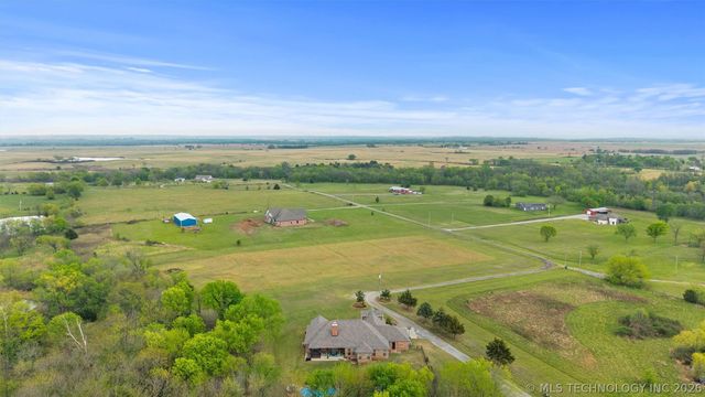 403105 W 2330 Drive, Bartlesville, OK 74006