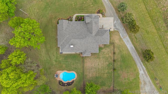403105 W 2330 Drive, Bartlesville, OK 74006