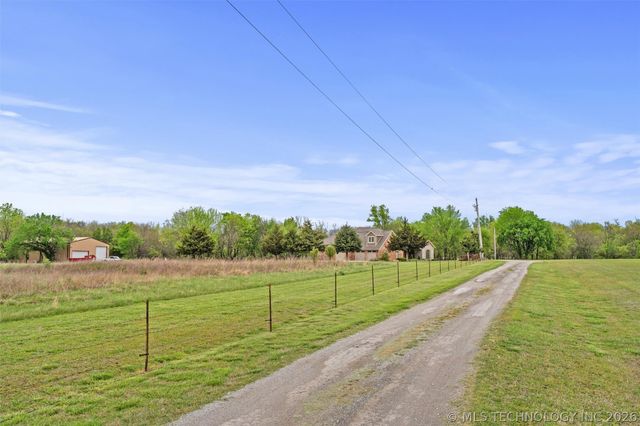 403105 W 2330 Drive, Bartlesville, OK 74006